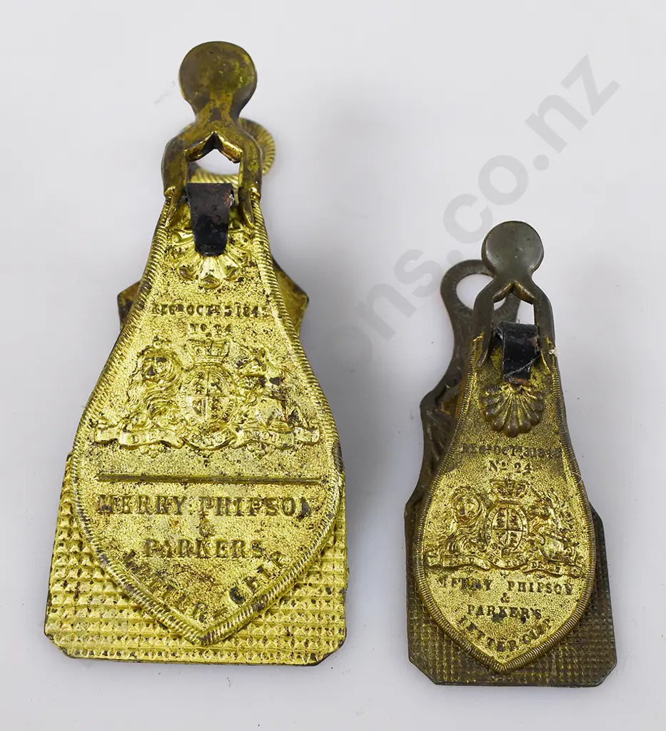 MERRY PHIPSON BRASS LETTER CLIP CLAMP, 1843 Image 1++