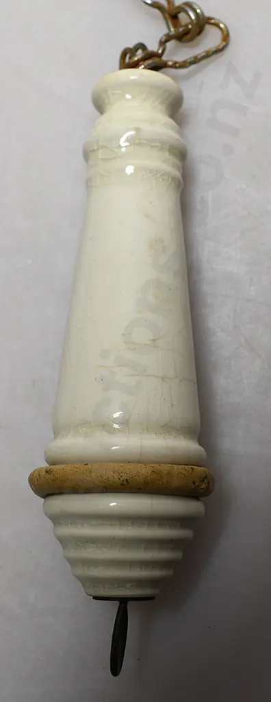 HARRY HILL PLUMBER NAPIER TOILET PULL Image 1++