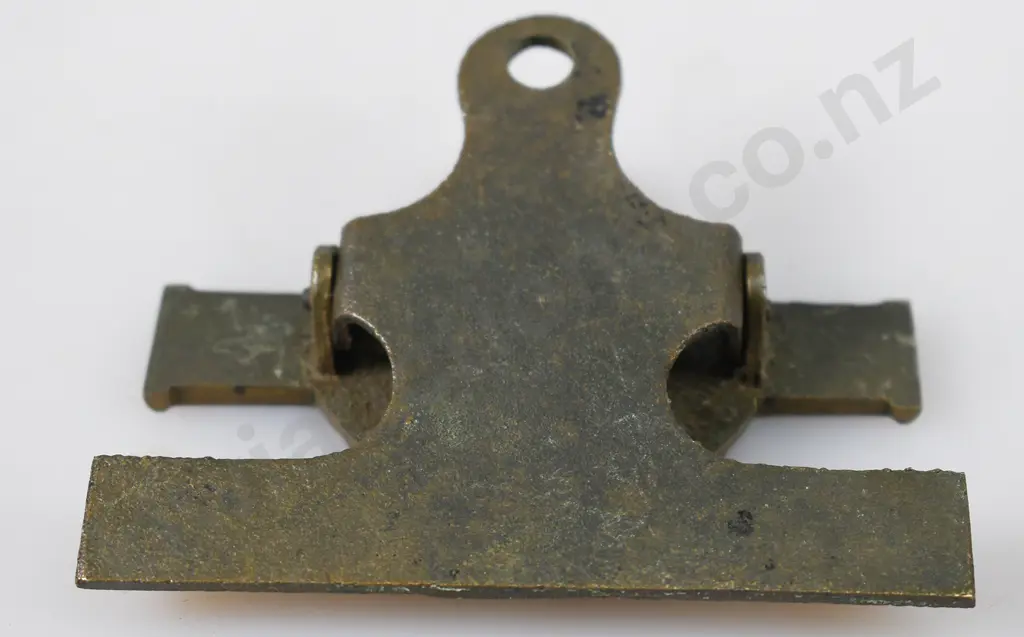 AUTO PARTS LIMITED PAPER HOLDER CLIP Image 1++