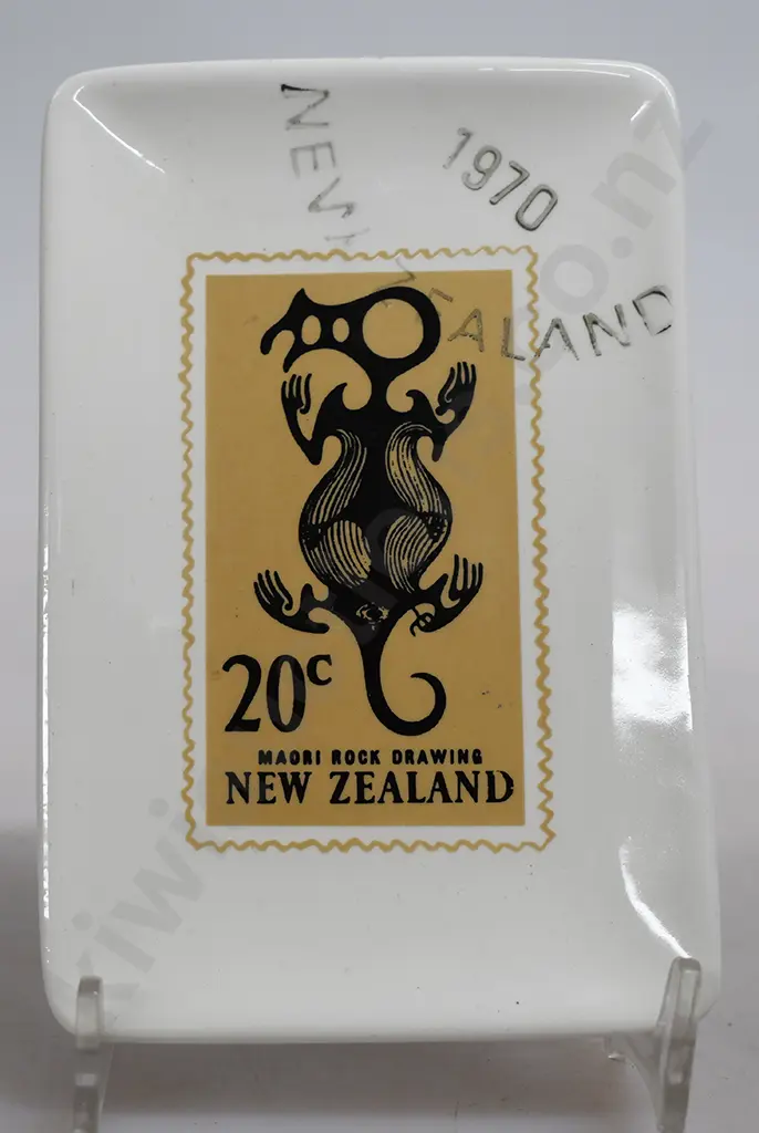 CROWN LYNN POSTAGE STAMP DISH 20c MAORI ROCK DRAWING Image 1++