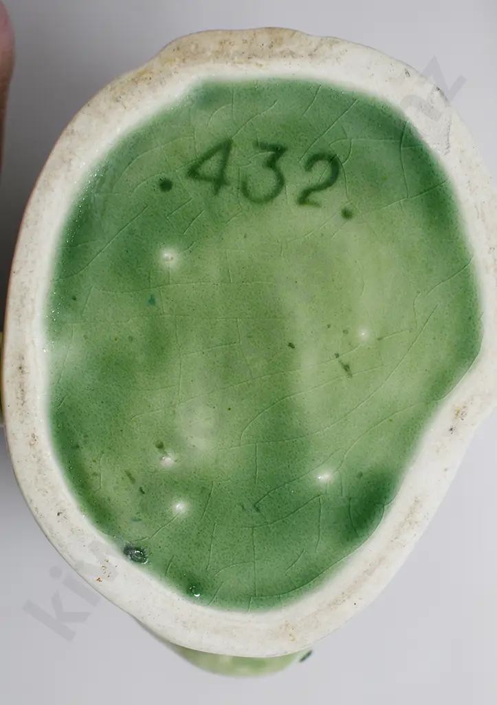 CROWN LYNN TOBY JUGS Image 1++