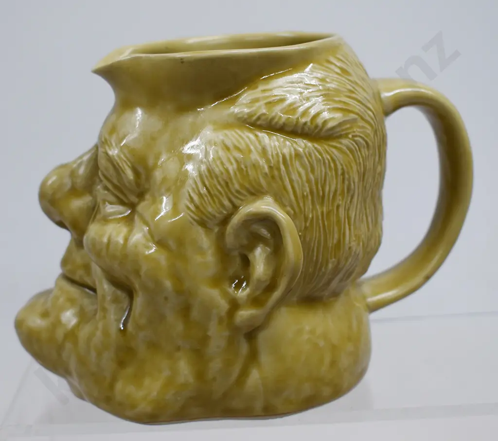 ROB MULDOON CHARACTER JUG, NZ STUDIO POTTERY Image 1++