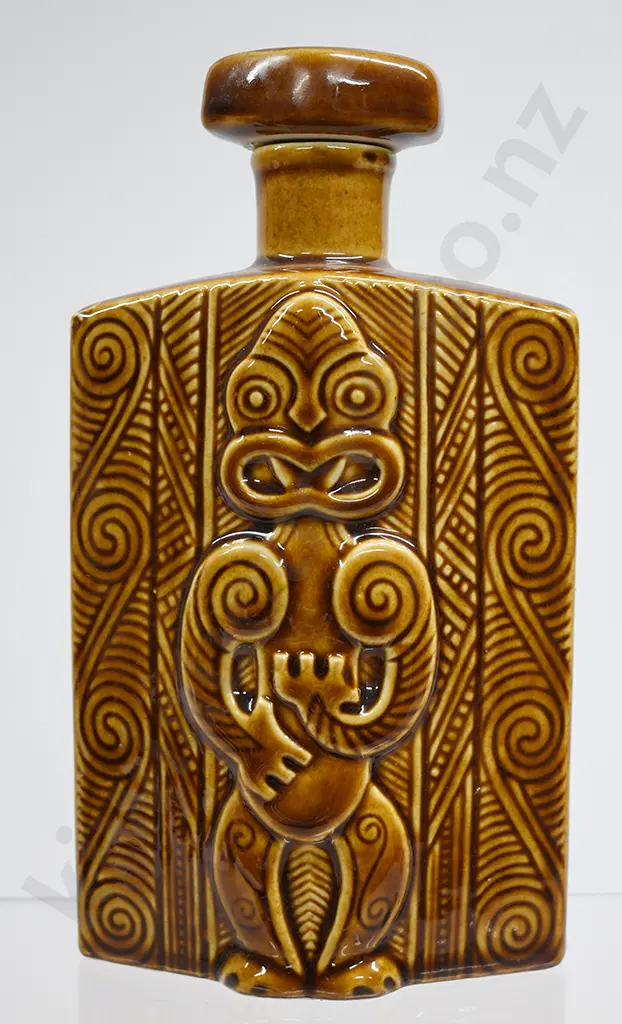 PARKER POTTERY STOPPERED BOTTLE FOR LINCOLN WINES Image 1++