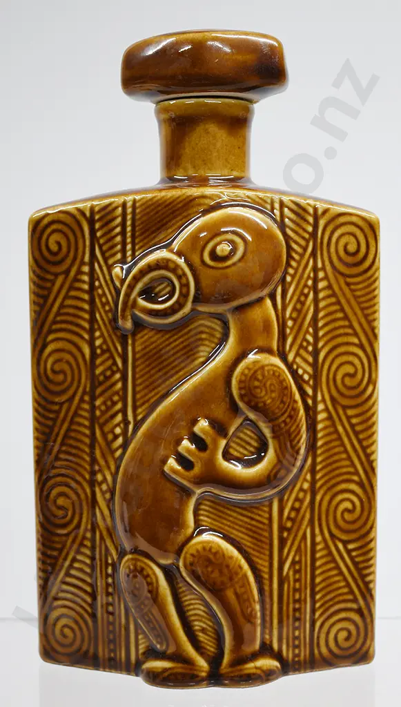 PARKER POTTERY STOPPERED BOTTLE FOR LINCOLN WINES Image 1++