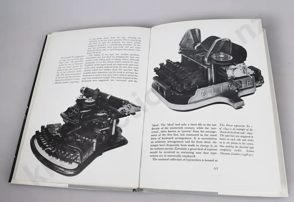 ANTIQUE & BOTTLE COLLECTING REFERENCE BOOKS Image 1++