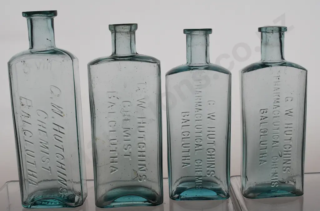 HUTCHINS BALCLUTHA CHEMISTS Image 1++