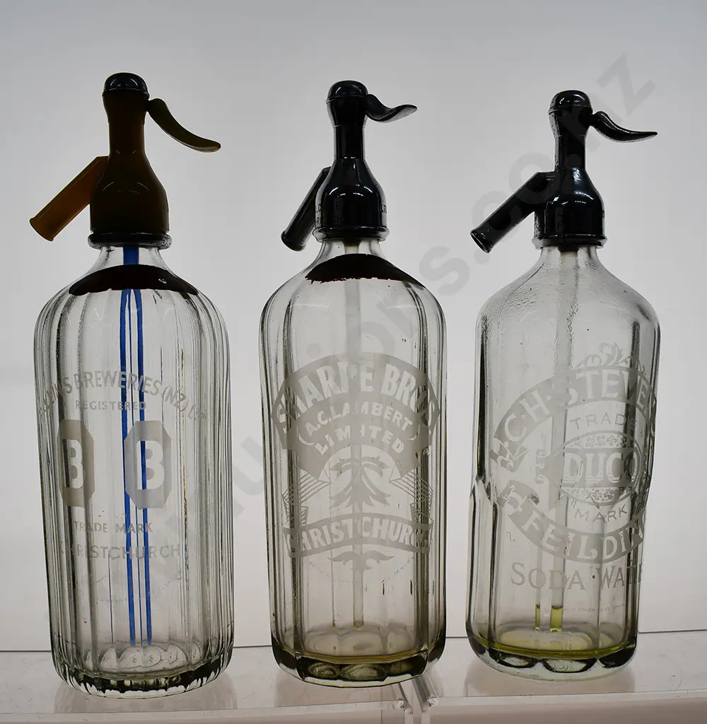 NEW ZEALAND SODA SYPHONS Image 1++