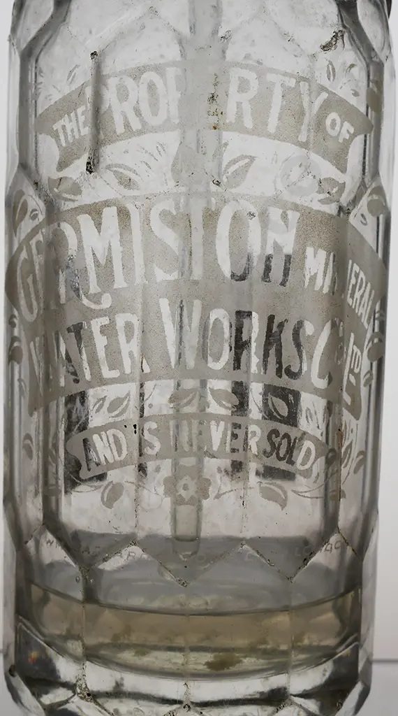 SOUTH AFRICAN SODA SYPHONS, CROWN TOP Image 1++