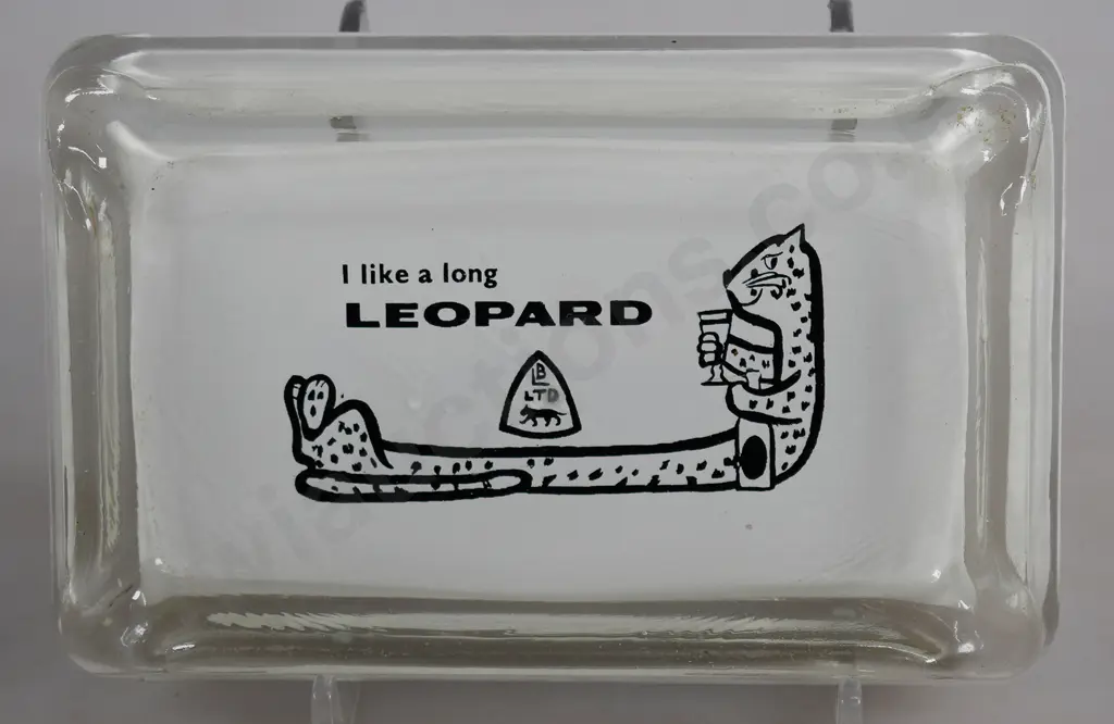 ADVERTISING LEOPARD GLASS ASHTRAY Image 1++