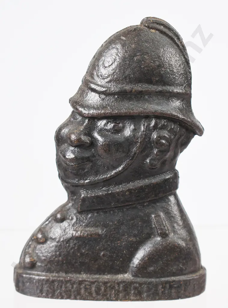 CAST IRON EVERY COPPER HELPS POLICE OFFICER STILL MONEY BANK Image 1++