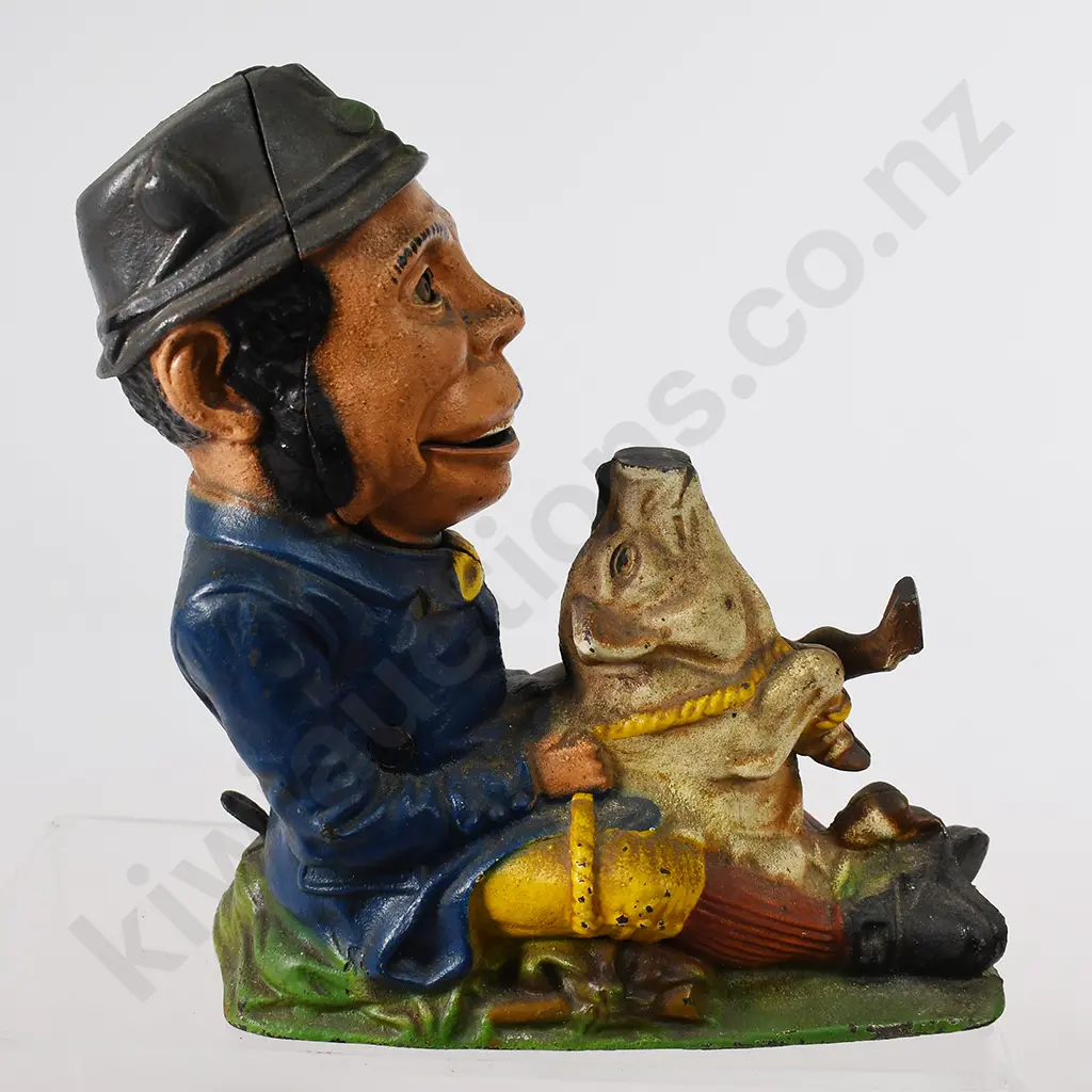 PADDY & THE PIG CAST IRON REPRODUCTION MONEY BANK Image 1++