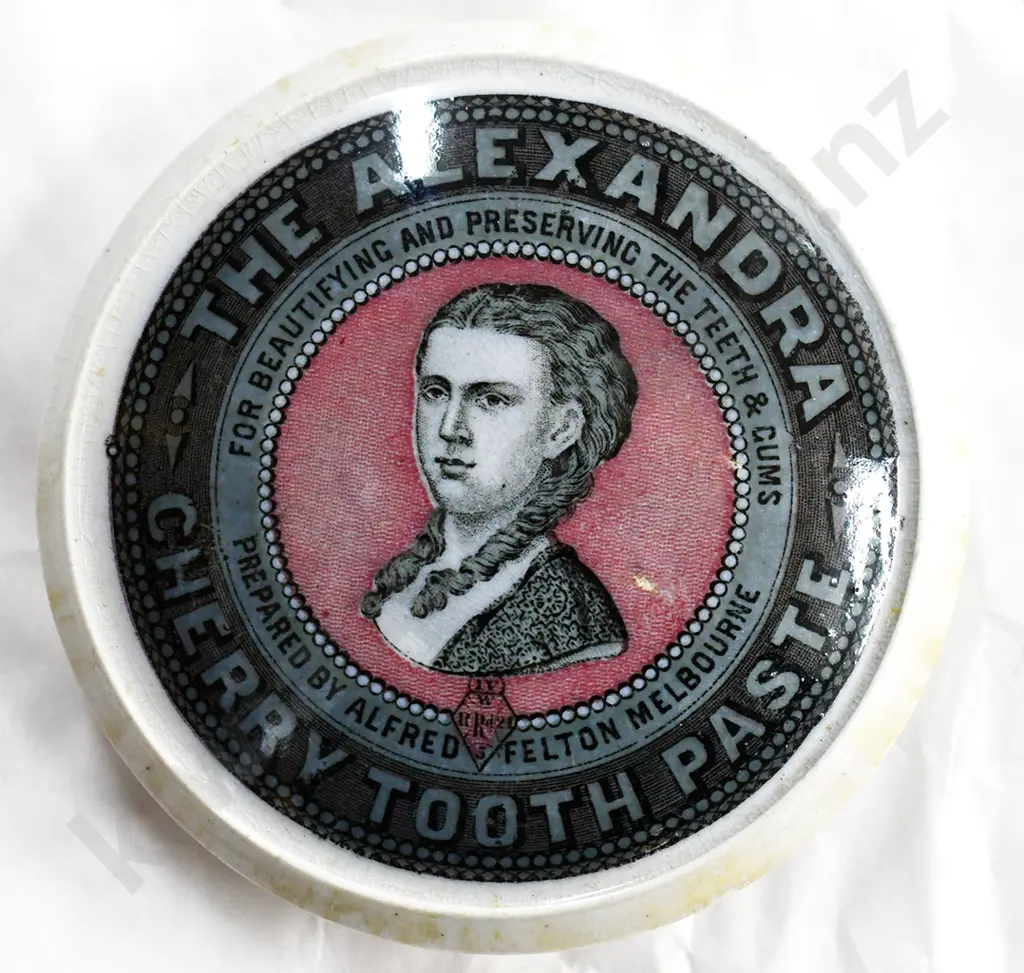 THE ALEXANDRA MELBOURNE CHERRY TOOTH PASTE LID Image 1++