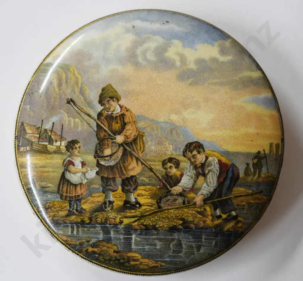 PRATTWARE POT LIDS, FISHING RELATED Image 1++