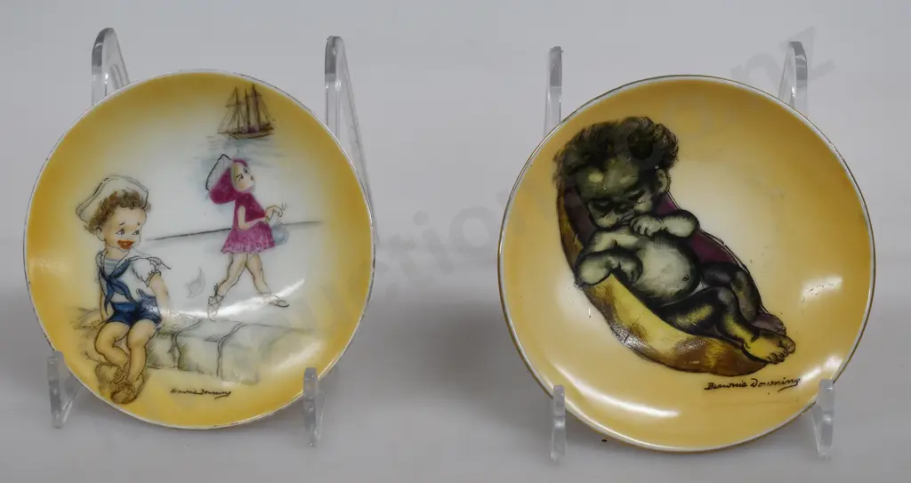 BROWNIE DOWNING DISHES Image 1++