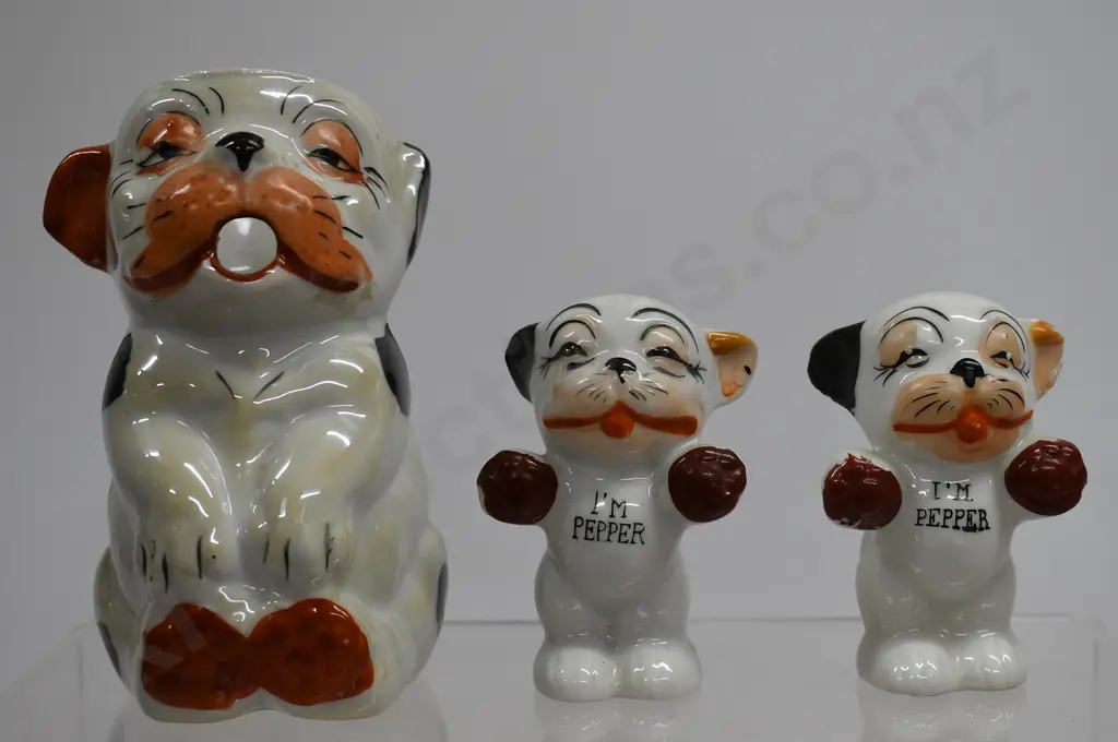 BONZO THE DOG MILK JUG, 2 PEPPER SHAKERS Image 1++