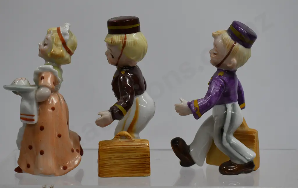 CERAMIC FIGURINES Image 1++