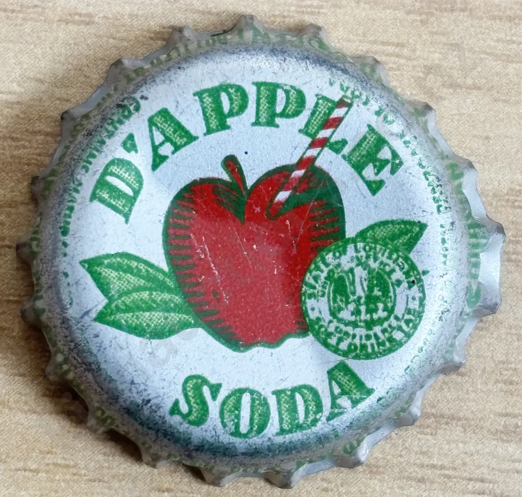 COCA COLA CROWN TOP BOTTLE CAPS X 17 Image 1++