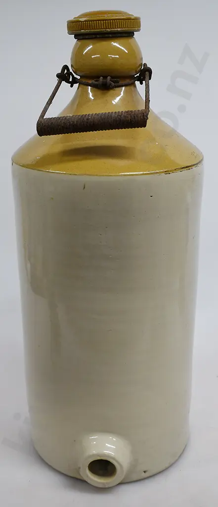 WHIDDETT HERNE BAY STONE JAR Image 1++