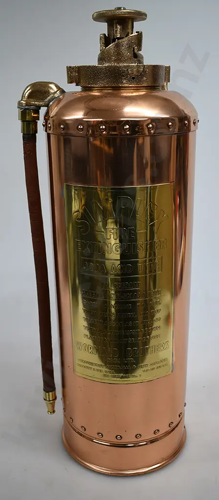 COPPER & BRASS FIRE EXTINGUISHER Image 1++