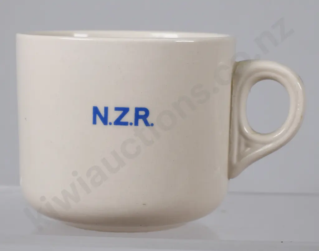 RAILWAY & TEAL CROCKERY Image 1++