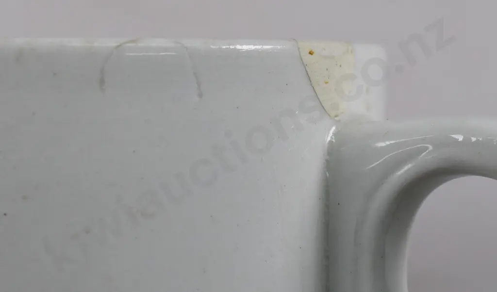 NEW ZEALAND RAILWAY CUP AND SAUCER Image 1++