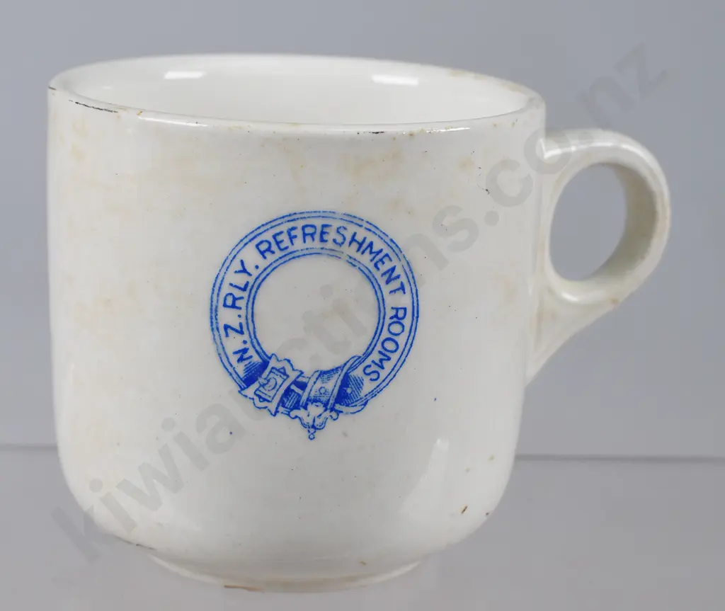 NEW ZEALAND RAILWAY CUP AND SAUCER Image 1++