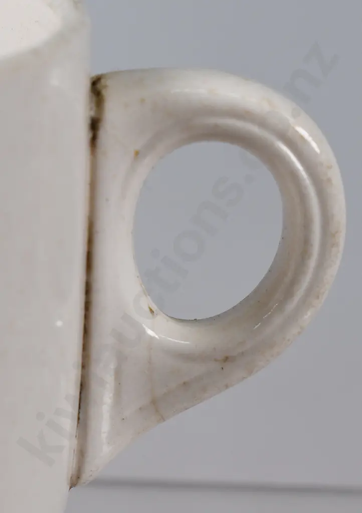 NEW ZEALAND RAILWAYS, CROWN LYNN CUP & SAUCER Image 1++