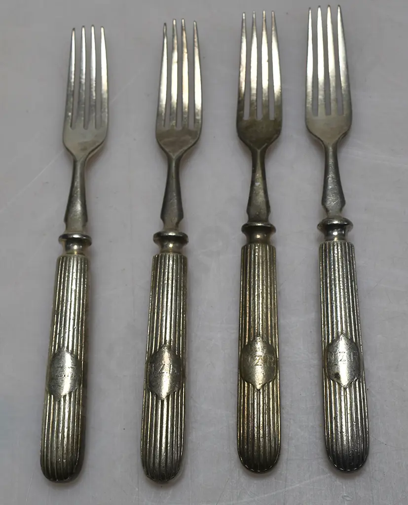 NZR CUTLERY Image 1++