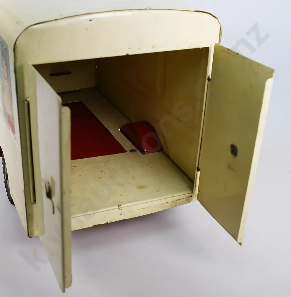 TRI-ANG TRANSPORT VAN No. 200 Image 1++