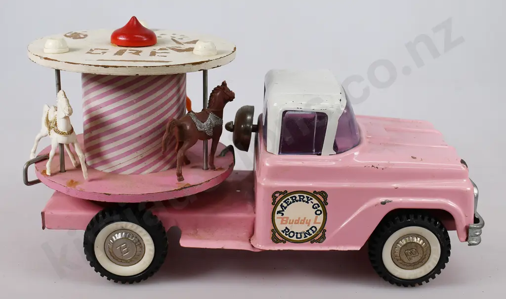 BUDDY L MERRY-GO-ROUND TRUCK Image 1++