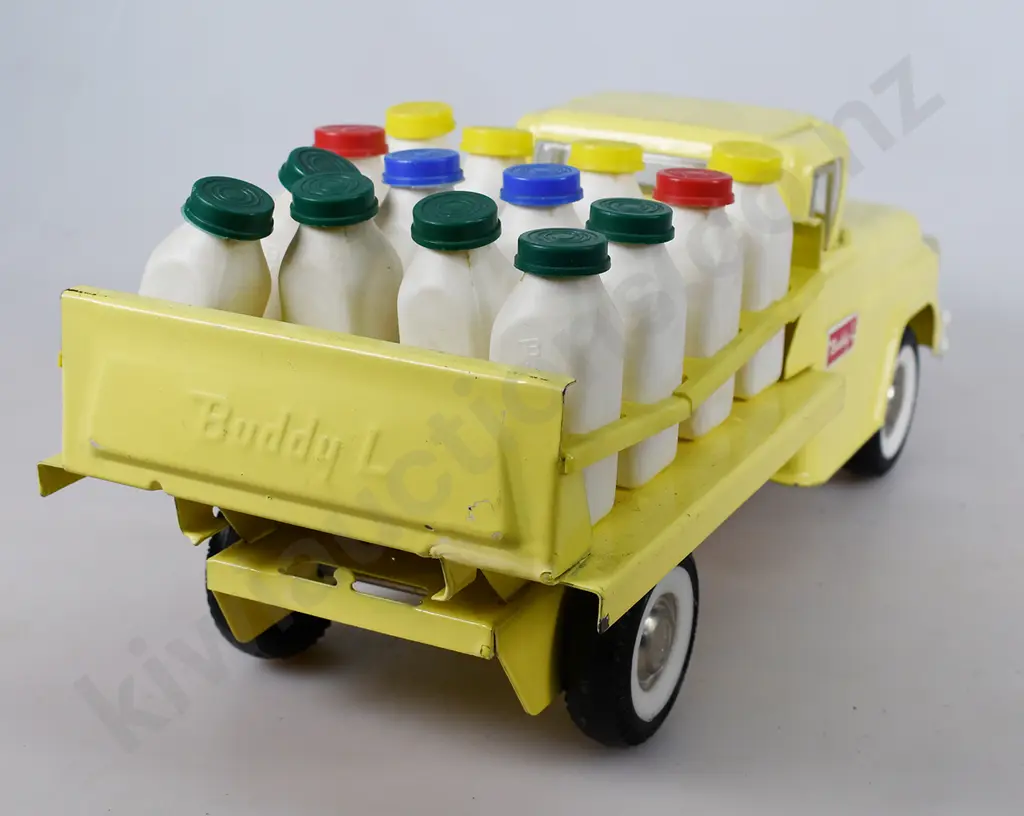 BUDDY L STEEL SPRING SUSPENSION MILK TRUCK Image 1++
