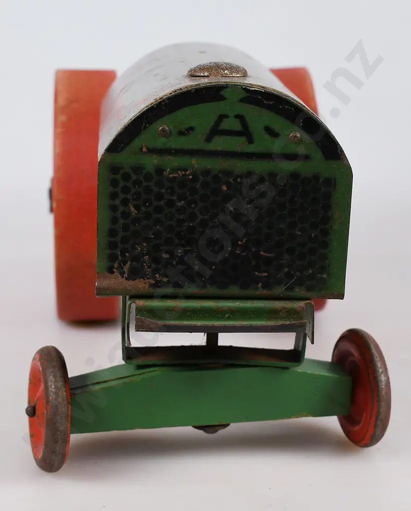 ABINGDONS NEW ZEALAND TRACTOR Image 1++