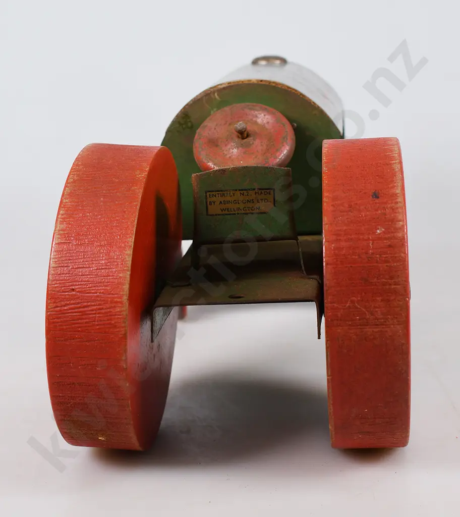 ABINGDONS NEW ZEALAND TRACTOR Image 1++
