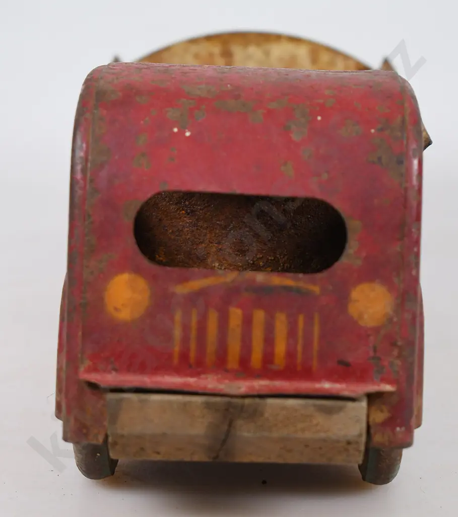 ABINGDONS NEW ZEALAND TIP TRUCK Image 1++