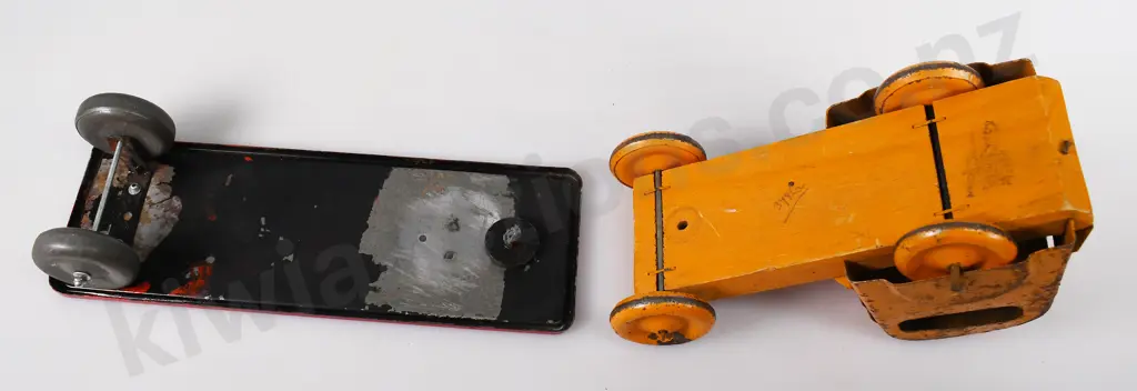 ABINGDONS NEW ZEALAND ARTICULATED FLAT DECK TRUCK Image 1++