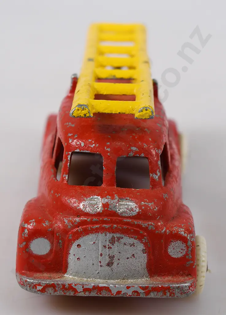 FUN HO FIRE ENGINE SWIVEL LADDER 518 Image 1++