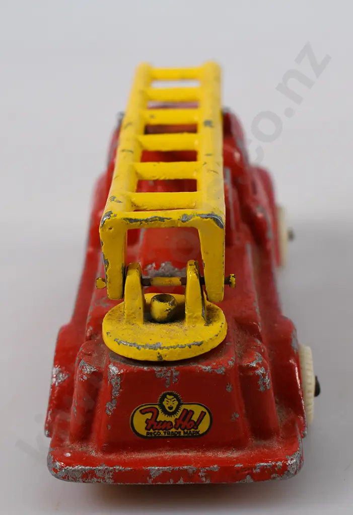 FUN HO FIRE ENGINE SWIVEL LADDER 518 Image 1++
