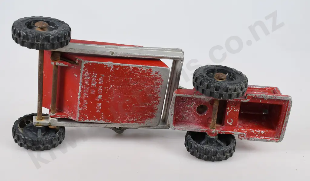 FUN HO EARTH SCRAPER 804 Image 1++