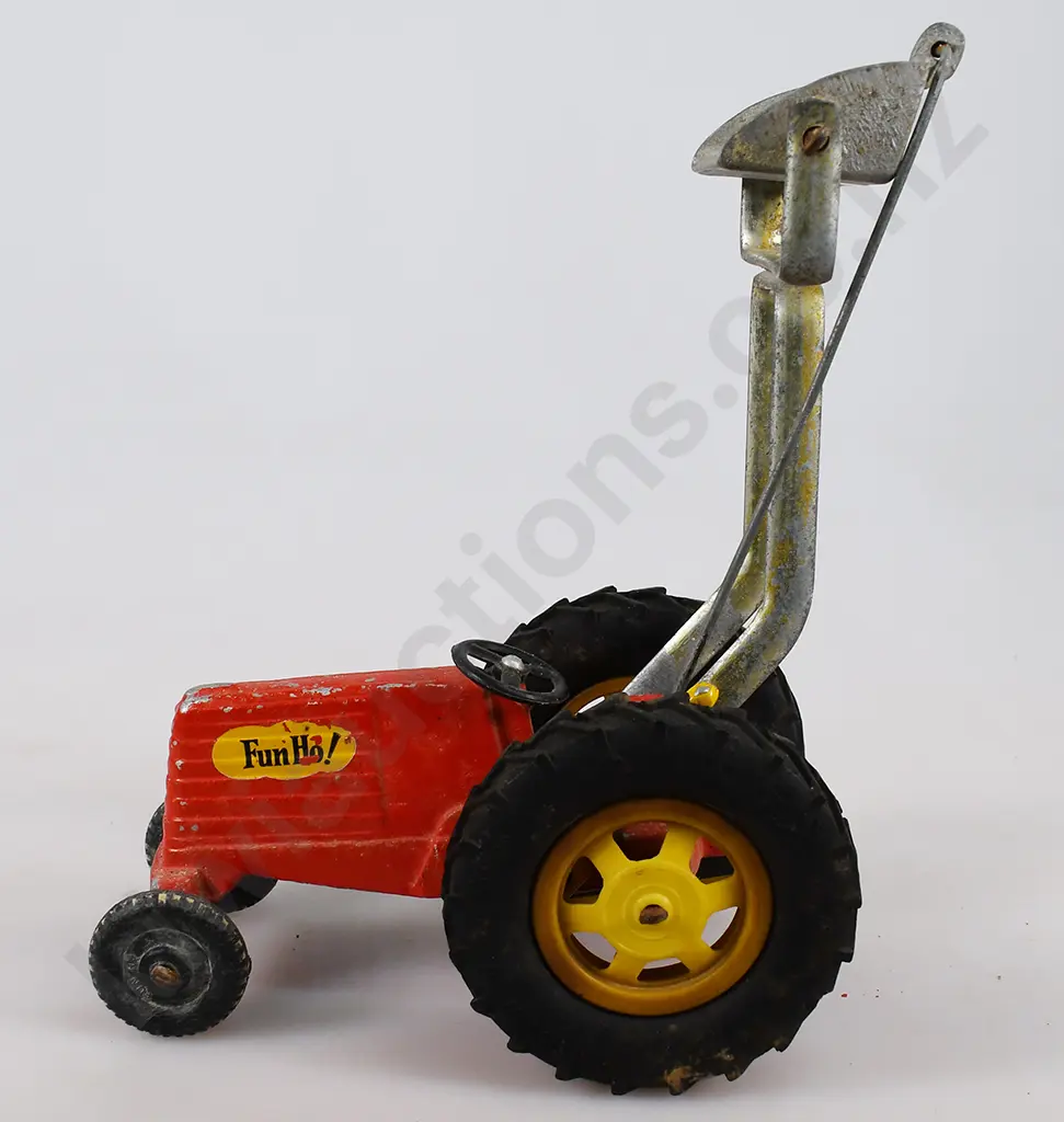 FUN HO MEDIUM FRONT END LOADER 532 Image 1++