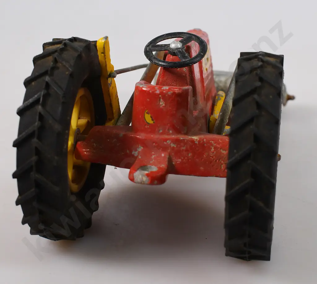 FUN HO MEDIUM FRONT END LOADER 532 Image 1++