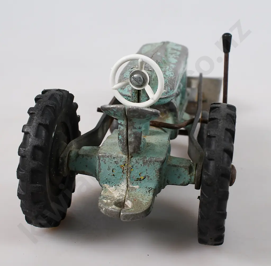 FUN HO FARMALL FRONT END LOADER 531 Image 1++