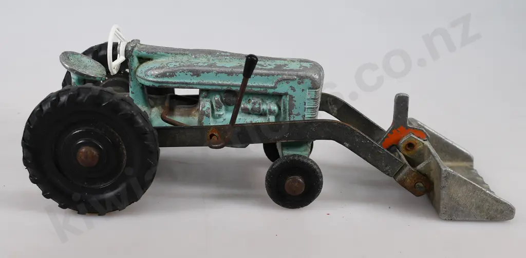 FUN HO FARMALL FRONT END LOADER 531 Image 1++