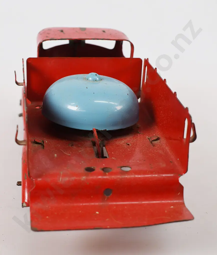 TRI-ANG W SERIES FIRE TRUCK 7686/W555 Image 1++