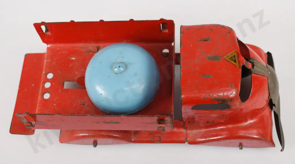 TRI-ANG W SERIES FIRE TRUCK 7686/W555 Image 1++