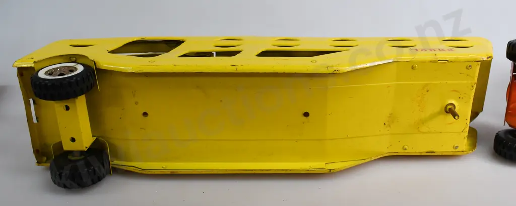 TONKA PRESSED STEEL CAR CARRIER Image 1++