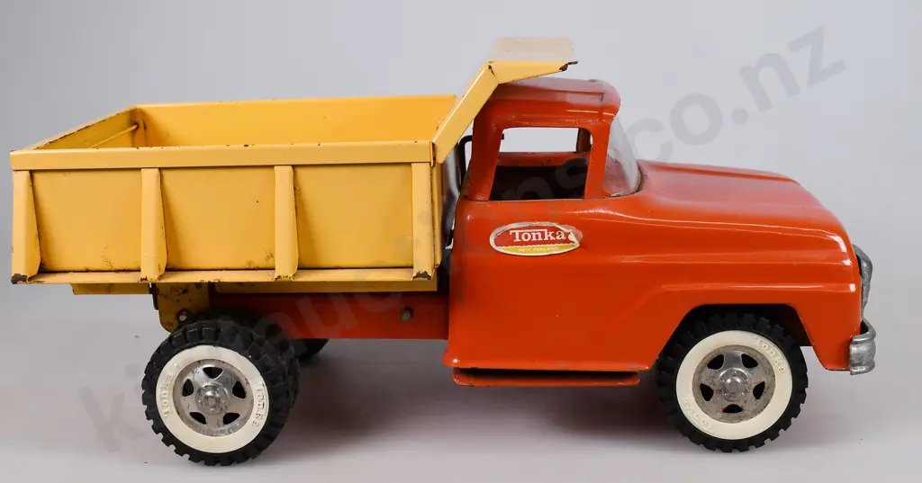 TONKA DUMP TRUCK Image 1++