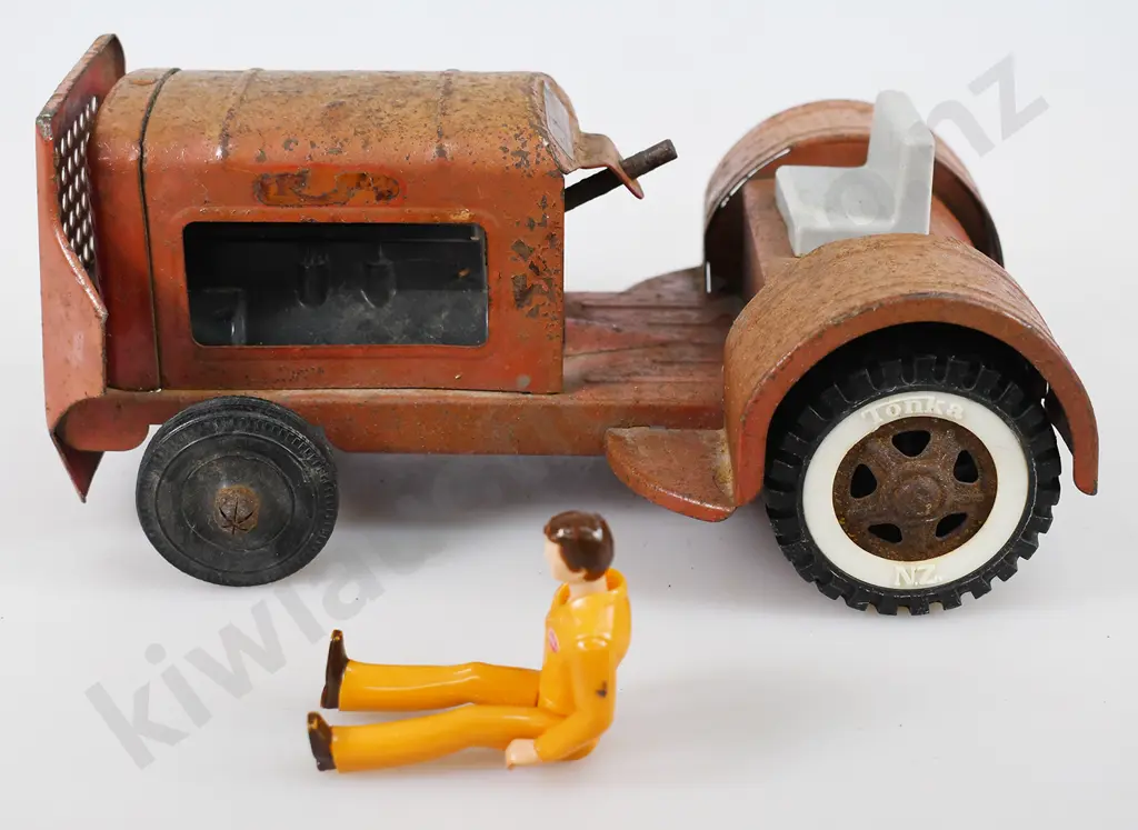 TONKA TRACTOR Image 1++