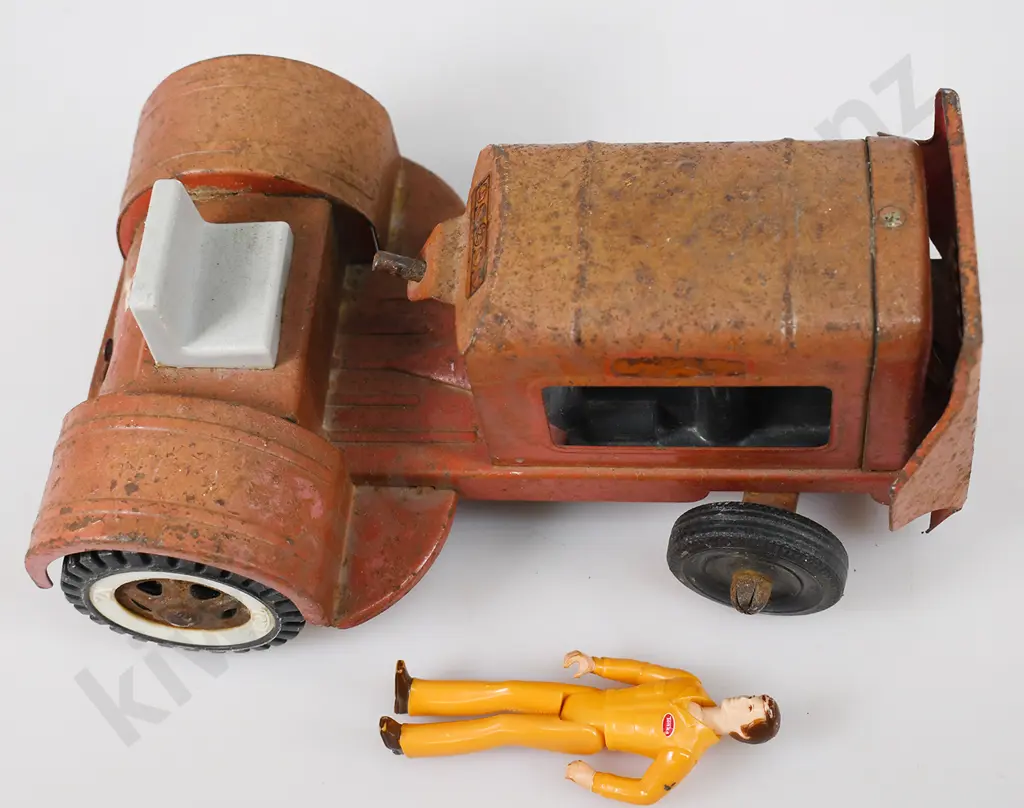 TONKA TRACTOR Image 1++