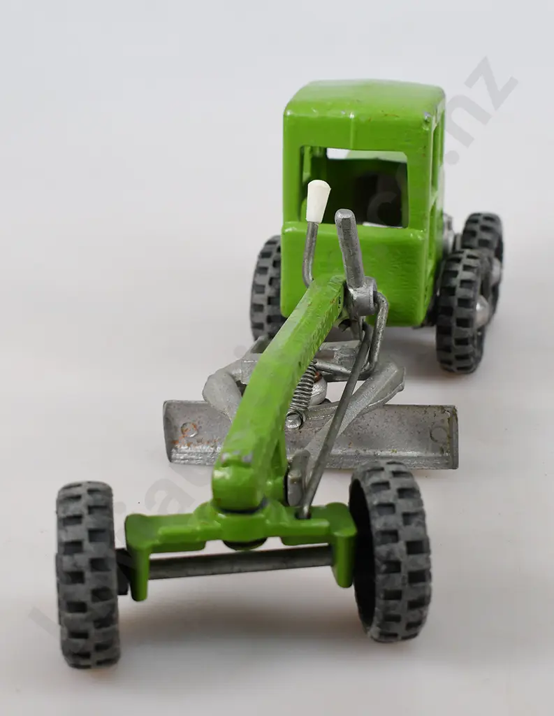 FUN HO ROAD GRADER 803 Image 1++