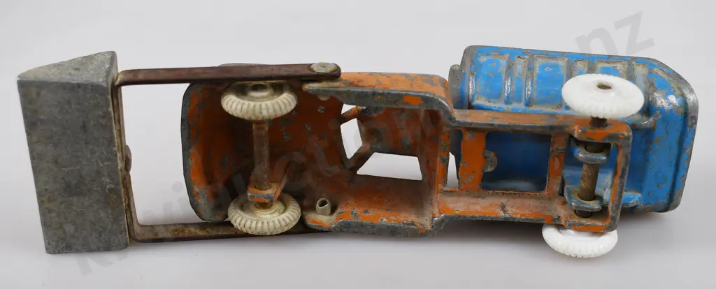 FUN HO SMALL FRONT END LOADER TIP TRUCK Image 1++